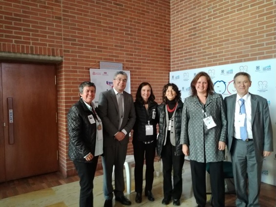 Desarrollo del seminario sobre redes de servicios de salud en Bogotá